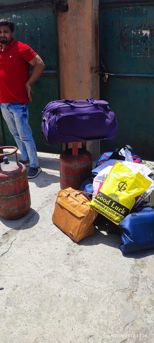 TimesNow's tweet photo. #KashmiriHindus begin to leave the valley; panic spreads among the community.

On Thursday morning, a Hindu bank employee was shot dead in Jammu and Kashmir's Kulgam.

#JusticeForVijayKumar https://t.co/c1O4ZnoLeX