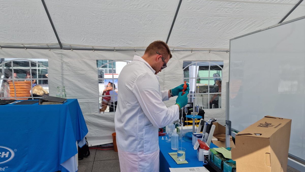 IFATworldwide's tweet photo. Lots of know-how and strong nerves required: At #IFAT, #trainees and #professionals prove, how demanding and varied the profession of #WastewaterTechnologySpecialists is. Impressive insights at the international #WorldWaterSkills, organized by the @dwa_ev. #IFAT2022 https://t.co/Ho5RQkoz8r