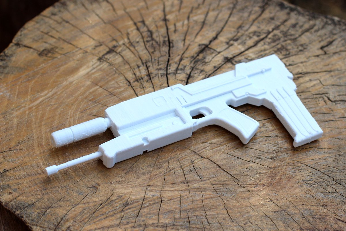 1:3 Scale M95A1 Phased Plasma Rifle Miniature Replica gunbroker.com/All/search?Key… 40 Watt Gun Prop. #SciFi #Terminator #ScienceFiction #movie #Blasters3D