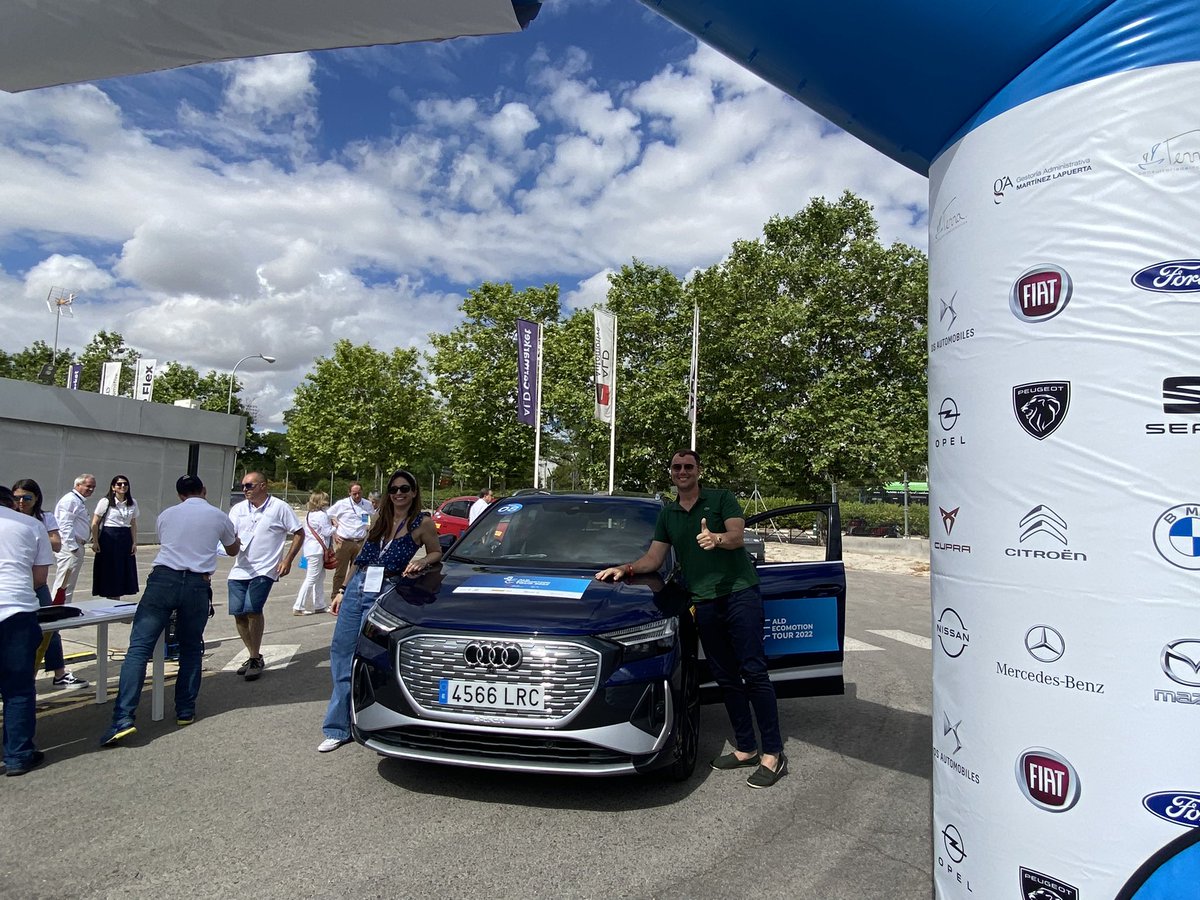 🔴 ¡Audi sale con el #Q4 40 e-Tron en ALD Ecomotion Tour 2022!

El equipo, formado por <a href="/LuqueReyes/">Reyes Luque</a> y Juan Arús de <a href="/Fleet_People/">Fleet People</a>, demostrará su #eficiencia en la conducción en #aldecomotion22.

#Audi ¡Gracias por participar y mucha suerte!

<a href="/audispain/">Audi España</a>

#ALDEcomotion2022