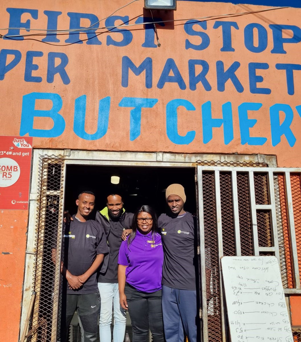 KazangAfrica's tweet photo. Kazang and @Hollywoodbets partnered for an activation in Joe Slovo last Friday! 🤩

Our teams will be in Mitchell's Plain next Friday - keep an eye out, and come and say hello👋

#Hollywoodbets #KazangAfrica #ConnectingPotential https://t.co/U3EFpG0KnY