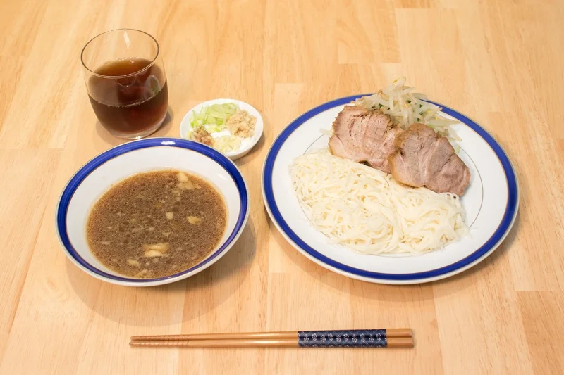 SUPER_FAST_GEAR's tweet photo. @jQbB9mxoHo49t4t 調べてみたら「そうめん二郎」なるものを作っている人がいましたｗ https://t.co/MnB4OlYrzv