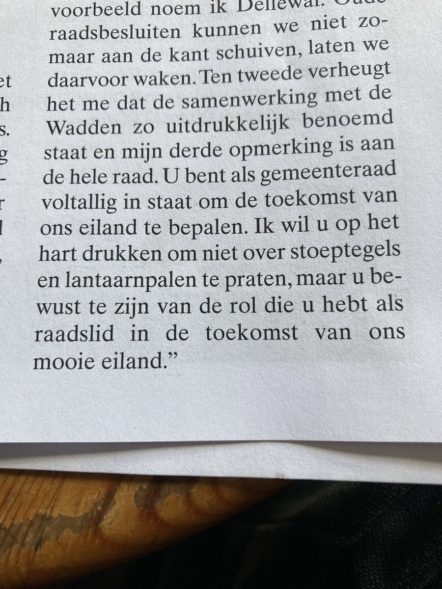 TerschellingGem, coalitieakkoord vastgesteld. Burg Caroline vd POL geeft aan dat raadsleden niet over stoeptegels en lantaarnpalen mogen praten. Zou zij dat nu gaan doen ??
Doe eerst maar een test rondje met de rollator door het dorp en zie hoe slecht het straatwerk is