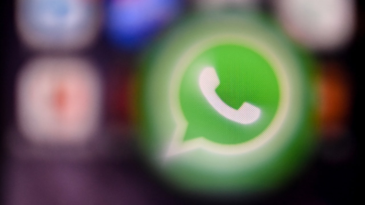 fashion Style Trends on Twitter: "WhatsApp non si potrà più usare su
