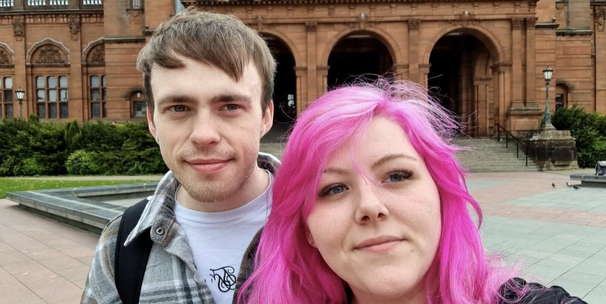 faIlingfxryou's tweet photo. cringe but I can’t put into words how good life has been recently 💓 forever grateful for the best boyfriend and best friends a girl could ever have https://t.co/nzXFjXQFQH