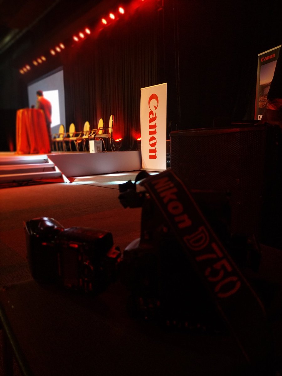 jamexy's tweet image. R you ready!! The gentleman (#NikonD750) @NikonUSA went to see dem ladies  @CanonCNA R Tour Launch happening  @KICC_kenya.
The #Gentleman rested checking the Pretty impressive gear feedback from @RabbitTheKing
"EHS Alumni" &amp;amp; @amine_djouahra 
@CanonCNA #AfricanVisionaries
#EOSR5