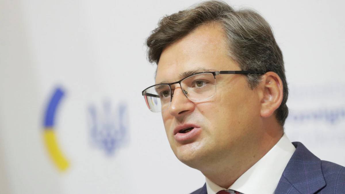 Ukraine_NowFr's tweet photo. ⚡️Ministre des Affaires étrangères de l'Ukraine Kuleba a déclaré que le sixième paquet de sanctions de l'Union européenne contre la Russie comporte une exception pour certains pays, ce qui constitue un dangereux précédent. https://t.co/TerbqCgdol