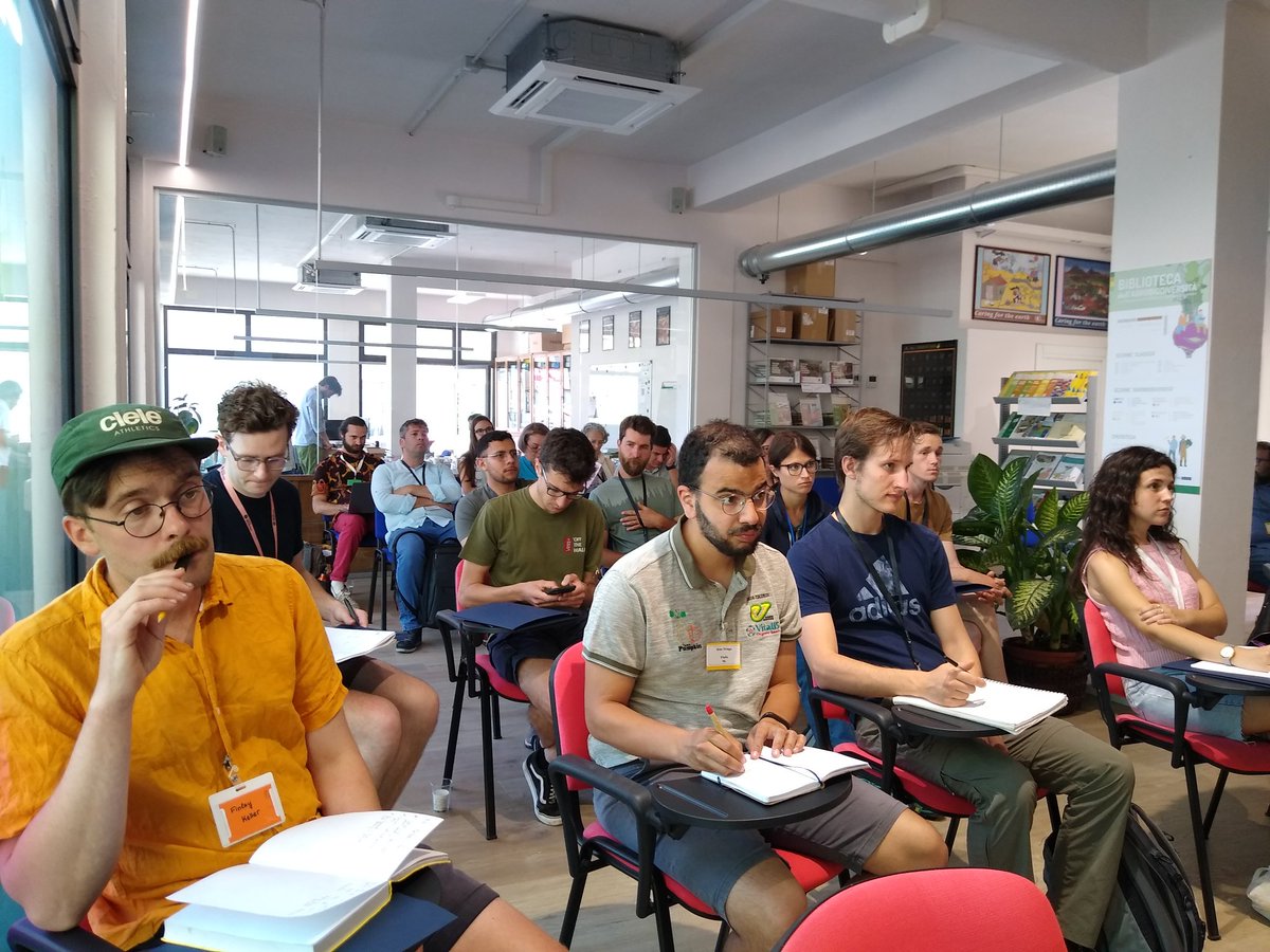 matteo_petitti's tweet photo. #organic young #breeder #summerschool @retesemi in #Scandicci with #ECOPB and @FiBLBreeding 
#OrganicPlantBreeding 
#OrganicHeterogeneousMaterial
#OrganicVarieties 
#AgroBioDiversity 
#ClimateChange 
#BreedingABrightFuture https://t.co/Ftbx5zFqgS