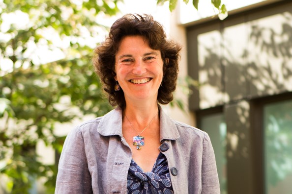 CRUKCamCentre's tweet photo. 🎉 🎉 Massive congratulations to Prof Rebecca Fitzgerald awarded an OBE for services to cancer research.

"Receiving this award is an honour and a tremendous boost for me and the whole team who continue to strive to improve the early diagnosis of cancer."

https://t.co/az7gH2ejHy https://t.co/uDvn3TBM00
