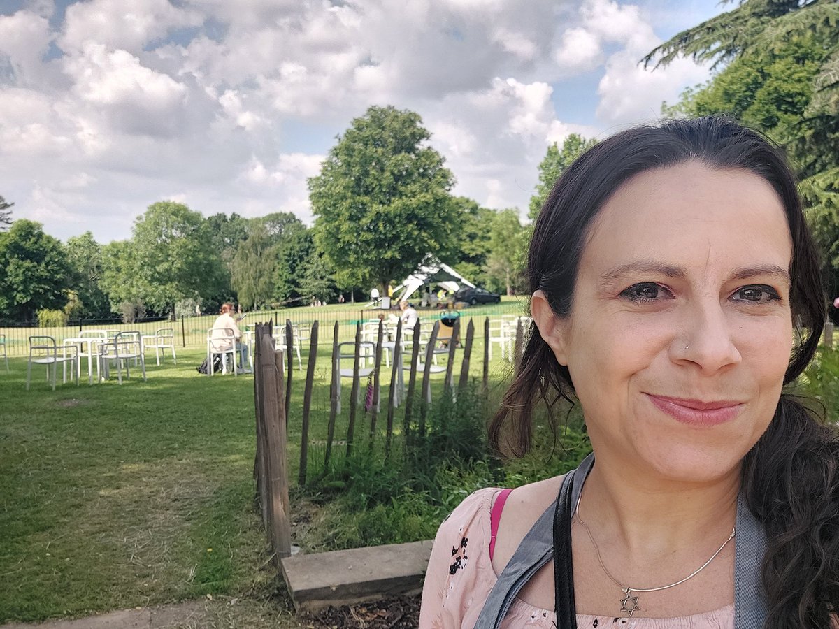 Laura Pascal tweet media