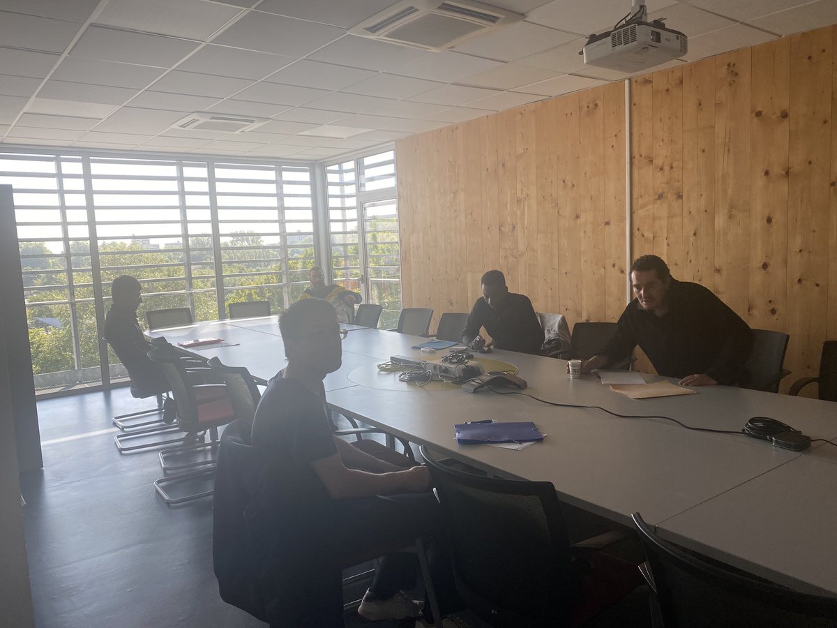 LESAGE LYDIE tweet media