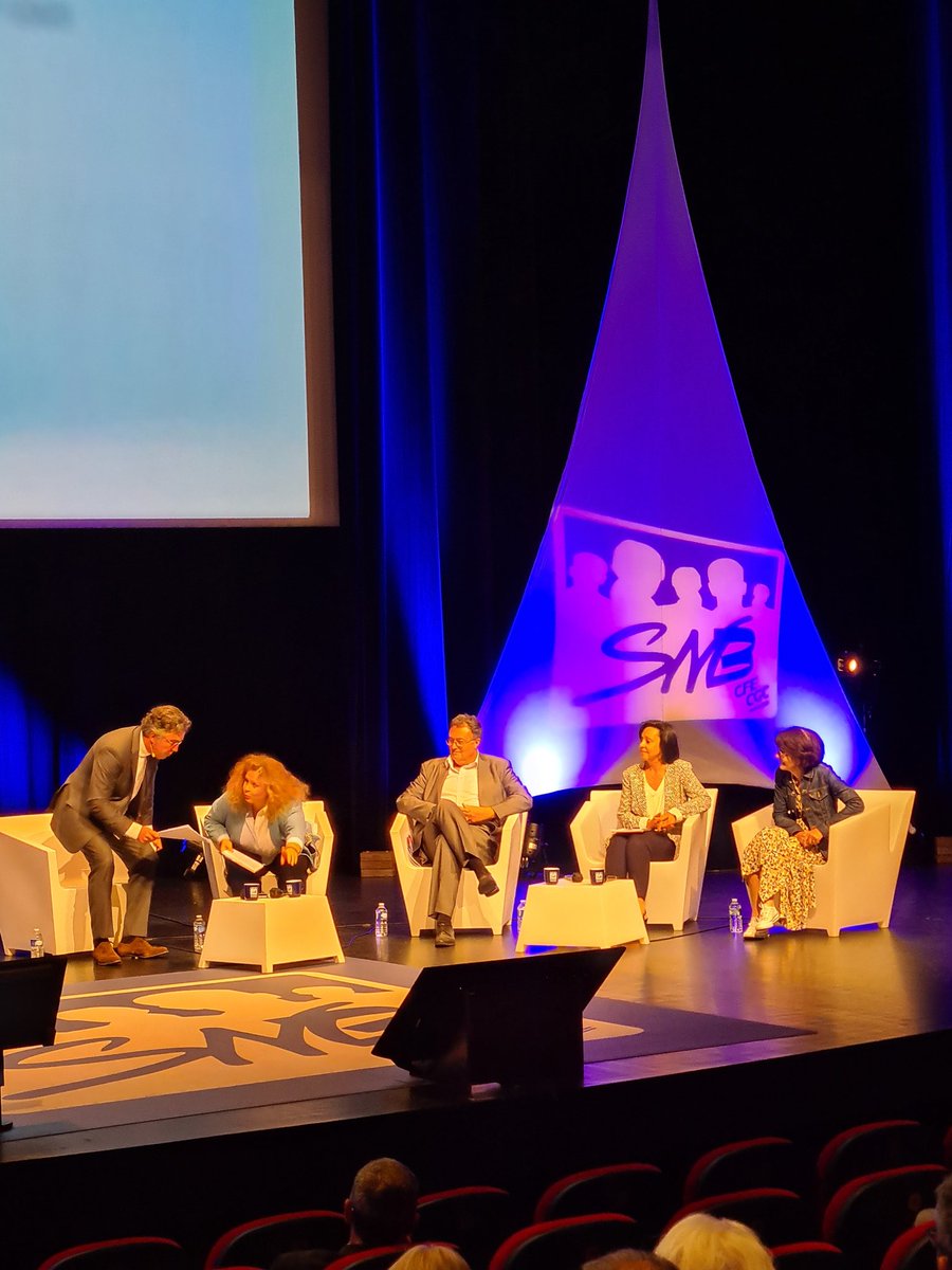 ROTH_CFECGC's tweet photo. Passionnante table ronde sur la fin des accords handicap agréés !
Des débats riches qui posent les enjeux de l'implication des entreprises et la nécessité de moyens et d'un dialogue social de qualité !
Tous activateurs de progrès !
L'@Agefiph_ est à vos cotés partout ! https://t.co/BmMtSuLYpm