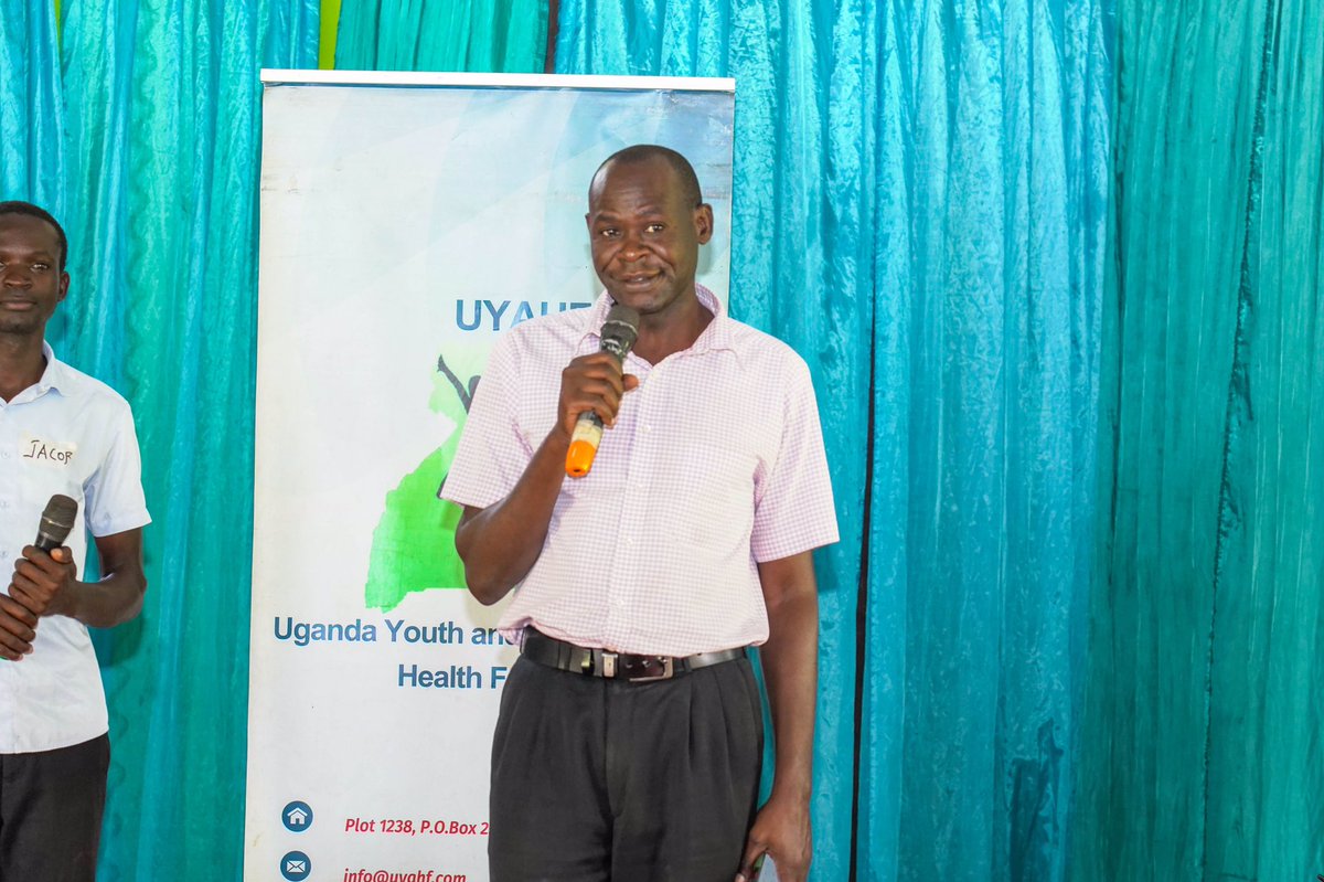 uyahf1's tweet photo. At the #YouthParliament we are also  joined by Mr. Odoi Richard, the municipal inspector of schools #Tororo, the @RHUganda branch incharge Mr.Gogo Syrus, health workers from several health facilities, VHTs &amp; peer educators. #MyHealthMyBodyMyRights https://t.co/DaEn2vTinS