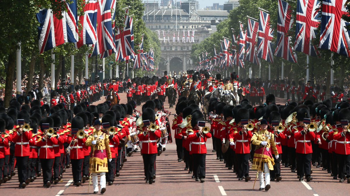 Are you ready?  The Platinum Jubilee Trooping of the 
Colour starts at 11am. Are you watching it at home or on a public big screen? 

#jubileeweekend #jubileecelebration #platinumjubilee #platinumjubilee2022  #troopingthecolour #theplatinumjubilee  #jubileepagent