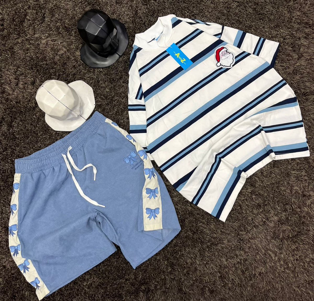 BlaisePlug's tweet photo. Quality collar T-shirt: 11000
Shorts: 11500
Location: Lagos Nigeria
Delivery: Nationwide
#repyourhood
#casualwears
#qualitywears
#delivergirl
#floodmewithordersfra https://t.co/5VltClXTOE