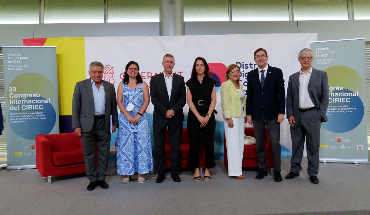 Hoy presentamos el #33CIRIECCongress en #Alicante, de la mano de <a href="/blockchainfue/">BlockchainFUE</a> @GVAddigital <a href="/concoval/">Concoval</a> y <a href="/generalitat/">Generalitat</a> 
El #cooperativismo de Alicante será también protagonista del Congreso CIRIEC con iniciativas innovadoras y tecnológicas democráticas y abiertas.
#EconomíaSocial