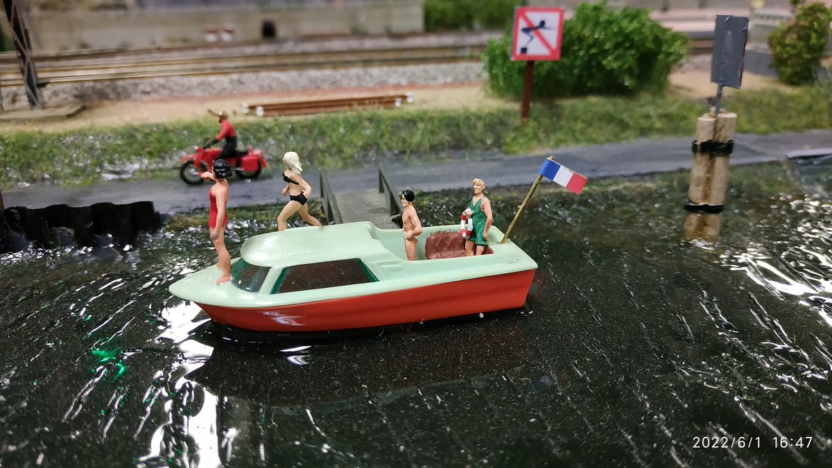 S_troumph's tweet photo. Le club de train miniature https://t.co/8ejmYJR5XQ  
de la ville d @MairieEtampes 
vous donne rendez vous les 25 et 26 juin 2022
 avec son grand réseau 
de " l'écluse" 
A bientôt 
pour de nouvelles aventures https://t.co/KF3YAtl03e