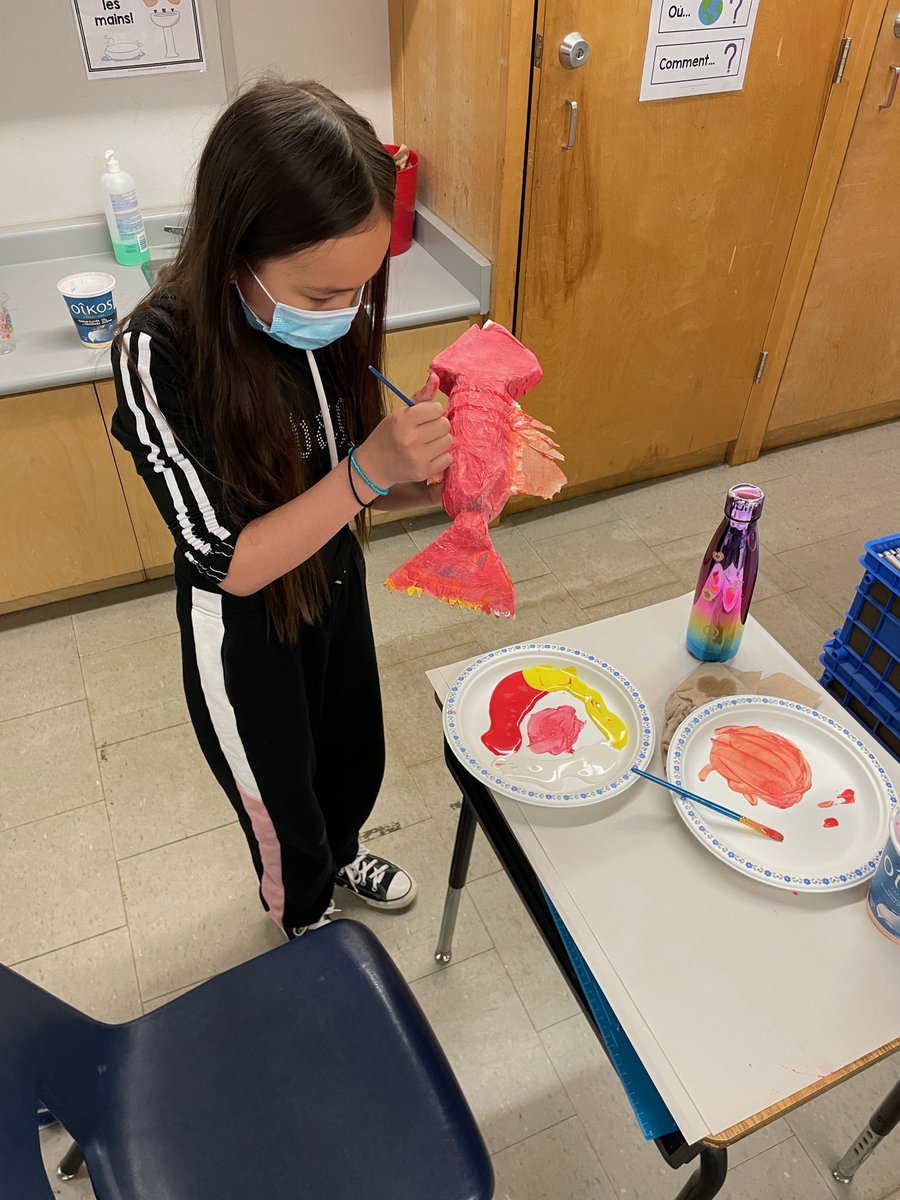 Gr4 STEAM project: Ss learned about invasive species & designed, built + named their own ultimate invasive species. On a découvert les espèces envahissantes & conçu, construit + nommé nos propre espèce envahissante ultime @invspecies @TDSB_Grenoble @EcoSchoolsTDSB @TDSB_fsl