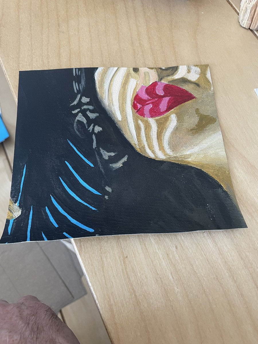 simonmcnallyart's tweet photo. @midasduck8 @DegenToonz @OpendaseaNFT simonmcnallyart 
I named this project message in a bottle and the art piece is SHE. https://t.co/BEGRSrkNFq