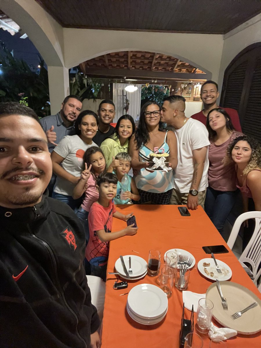 maxtulio63's tweet photo. Aniversário da minha Rainha ontem foi mt bom 👍 https://t.co/3gD9oZKIwY