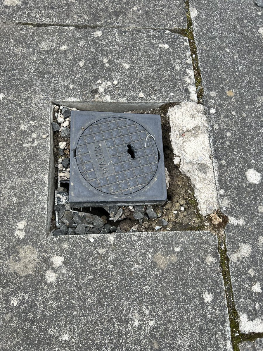 WatsonL90's tweet photo. @nwater_care hi broken water cover which my son has fell over? Who can fix this? Thank you https://t.co/OCVdTSWNz7