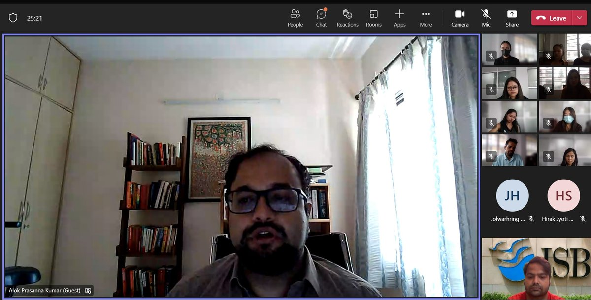 BIPP_ISB's tweet photo. Mr Alok Prasanna, Co-Founder @Vidhi_India emphasised on the importance of #scientific evidence; overcoming biases in #data collection; understanding regional contexts &amp; legal terminologies while drafting #policies, during a virtual session with the @mlrf_mig fellows today. https://t.co/E72vTcjpPF