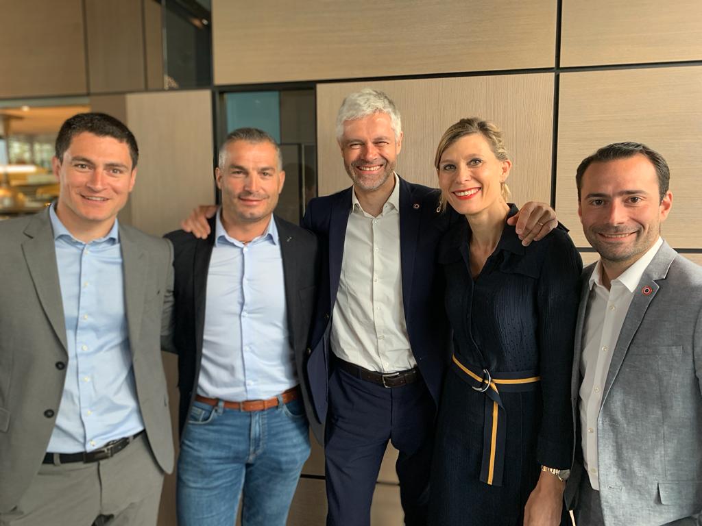laurentwauquiez's tweet photo. Chère Virginie @DubyMuller, je connais ta fidélité et ton engagement constant pour la santé, la sécurité, le logement, pour le quotidien des habitants de Haute-Savoie. Tu as tout mon soutien pour continuer à porter la voix de notre territoire sur le terrain et dans l'hémicycle. https://t.co/FCYa9zgJma