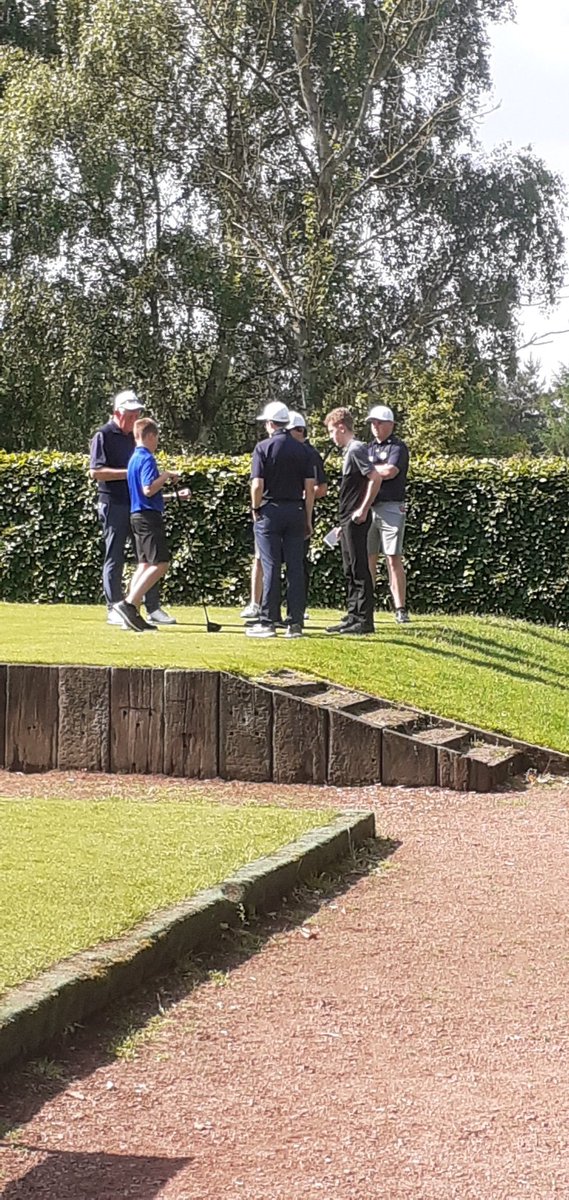 HDU Junior Golf tweet media