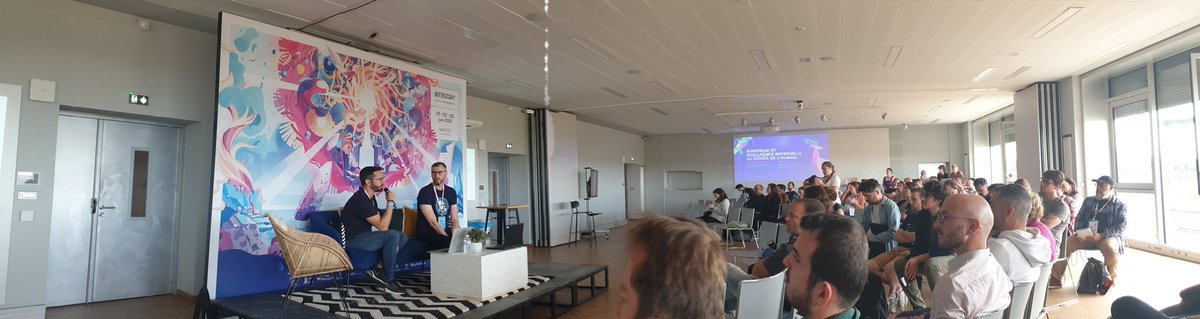 Francois @desmfr et Yann <a href="/GolhenY/">Golhen Yann</a> on stage au #w2d22 ! "Numérique et intelligence artificielle au service de l'humain" <a href="/MAIF/">MAIF</a>. C'est maintenant !!