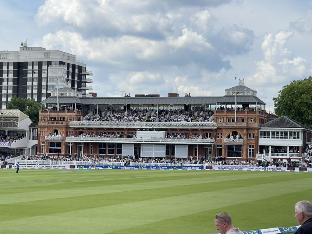 NickKoumblis's tweet photo. Great start!!!! #anderson #engvnz https://t.co/xgskhQeyKF