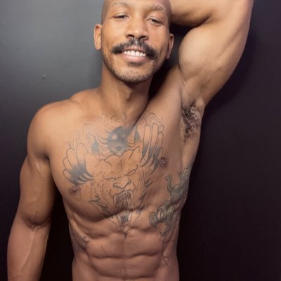 Watch BigSeitan Ⓥ's leaked NSFW photo on TwXstars