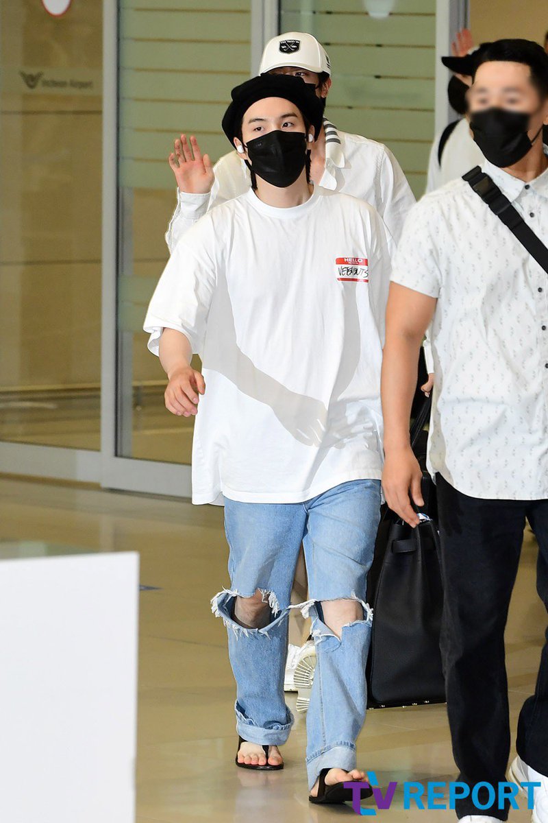 SUPER SUGA ⁷ tweet media
