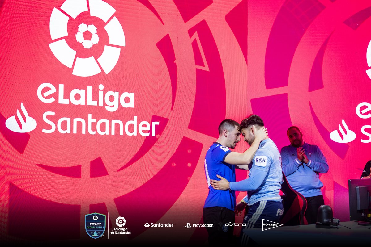 .<a href="/I5IZidane10/">Zidane 10</a> 🤜🤛 <a href="/JRA10/">JRA</a> 

#eLaLigaSantander @esportslaliga | <a href="/Hara_Amoros/">Hara Amorós</a> 📸