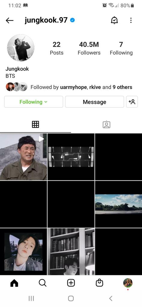 JTanjuma's tweet photo. The revolution of Jeon Jungkook's insta post https://t.co/B4po3gJOul