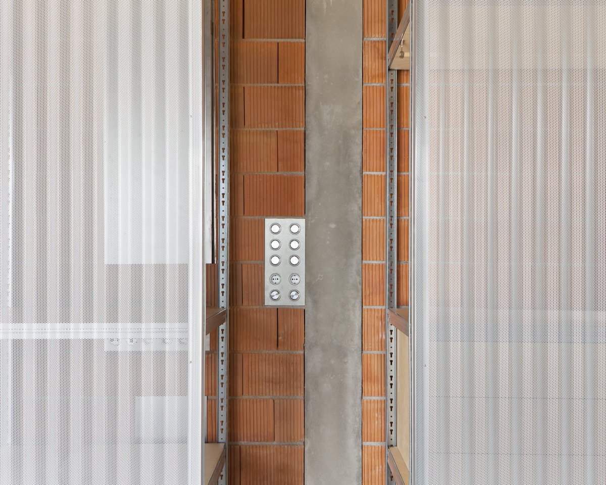 Interior de vivenda en Xinzo. Proxecto en colaboración con Carbajo Barrios
.
Fotografía: <a href="/Roibradbury/">Roi Alonso</a>