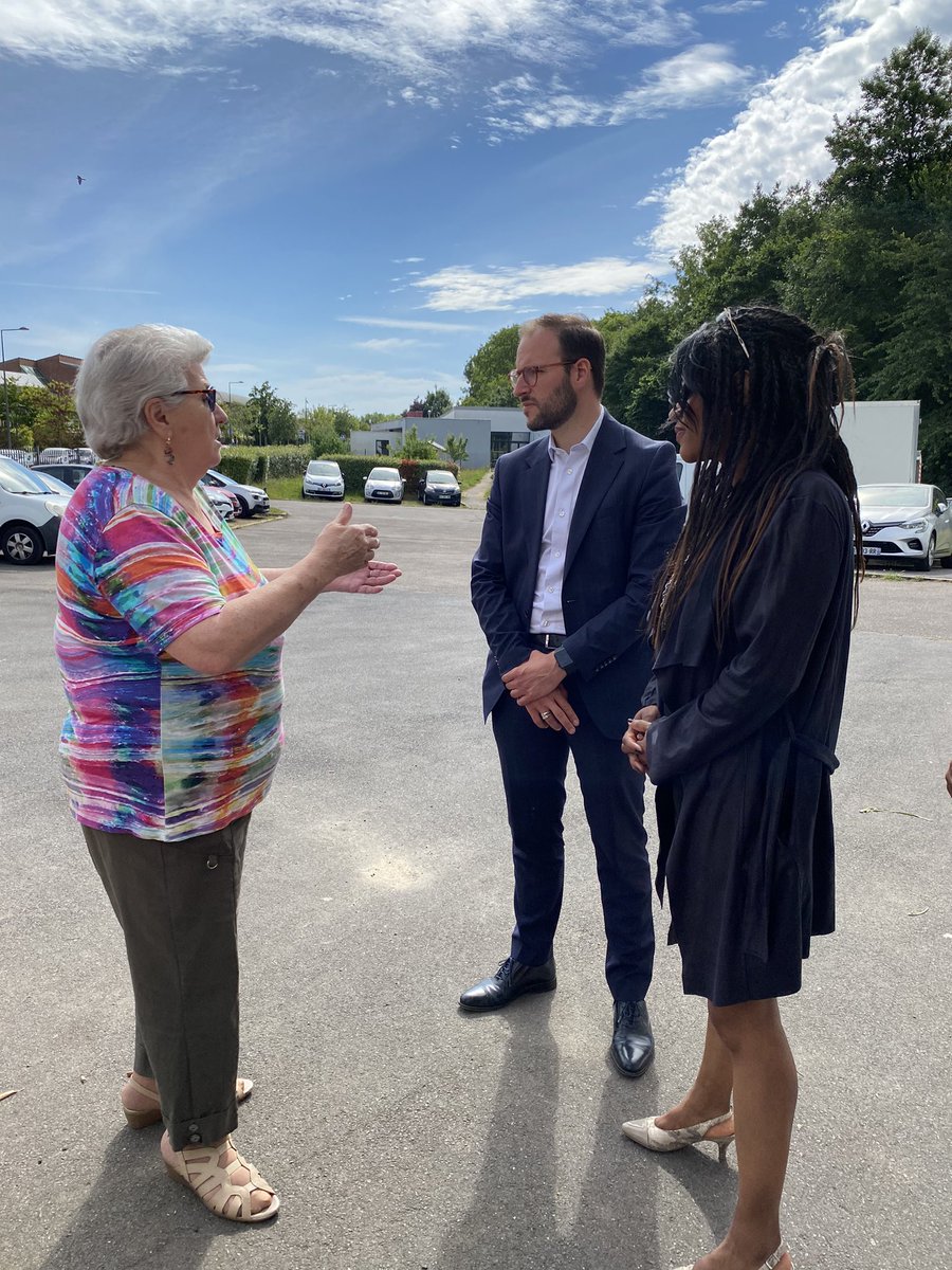 victorienlachas's tweet photo. Passionnante rencontre avec l'APAJH à l'ESAT de Cergy, autour du quotidien de la structure. Député, je resterai en lien avec les acteurs locaux pour faire connaître leur difficultés et trouver les réponses adaptées.
Bravo aux équipes dévouées pour leur travail formidable! https://t.co/J6gUqo8jJB