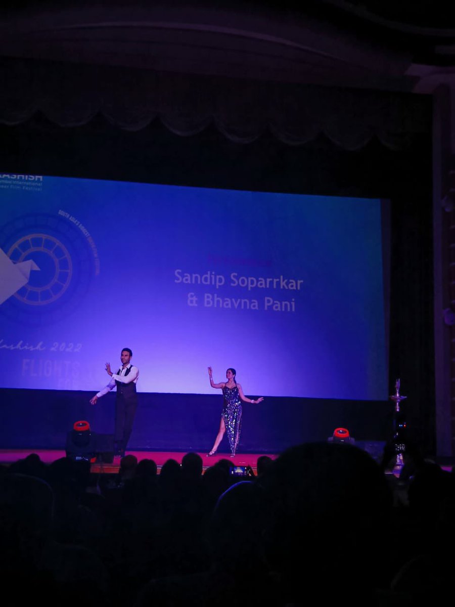 QKnitFoundation's tweet photo. Wonderful glimpses of KASHISH 2022 DAY 1/ Opening Night 🌈🌈🌈

#theqknit #queersamachar #kashish #kashish2022 #lgbt #lgbtq #filmfest #filmfestival #miqff #afternoon #openingnight #movies #mumbai #india #queer #thursday #insta #instapride #pridemonth #happypride #june #lgbtindia https://t.co/tGsDi65jGh
