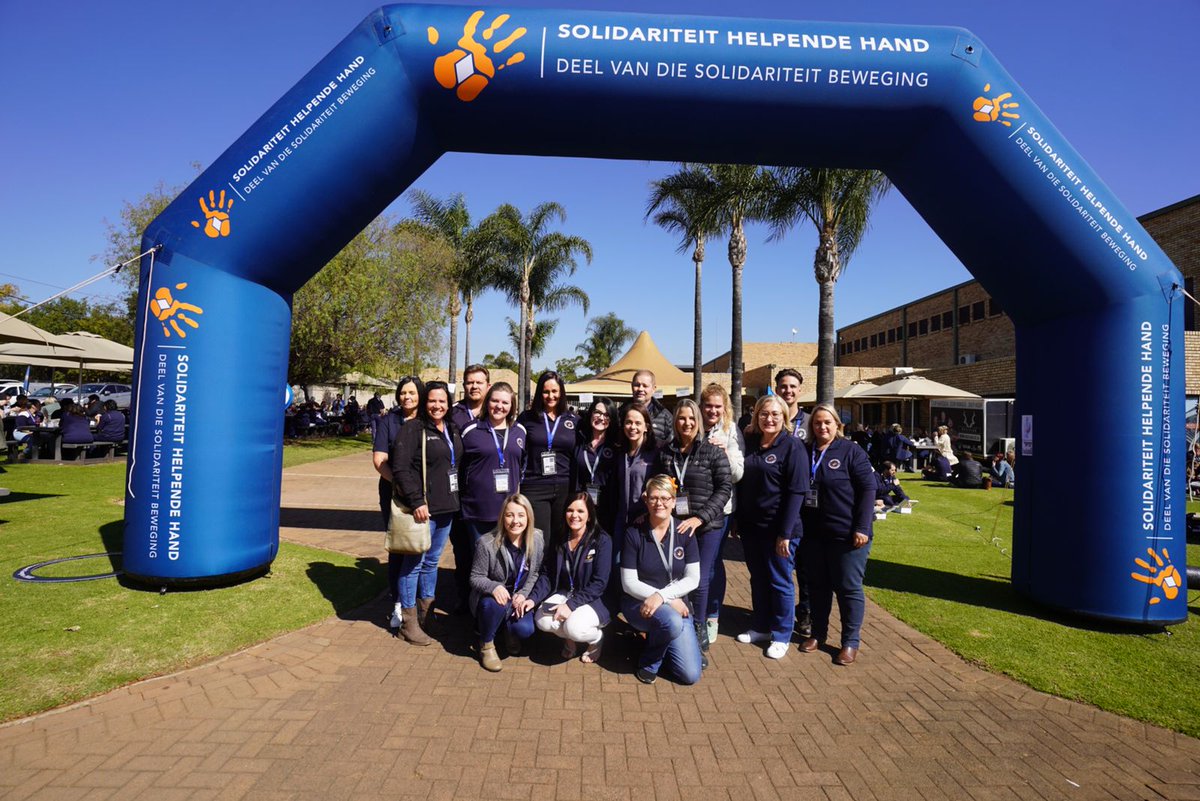 Solhelpendehand tweet media