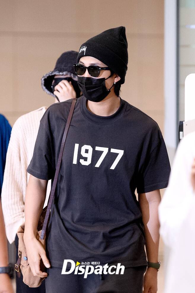 arkivesrm's tweet image. Safely back in Korea 🛬 🇰🇷