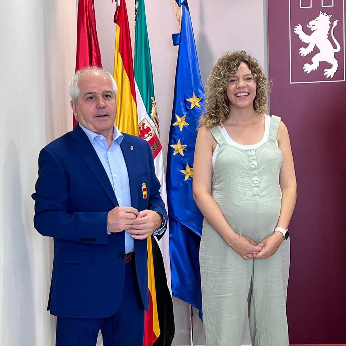 RFEKarate's tweet image. Presentación del Cto. de España de Clubes en el @aytocaceres . 🇪🇸 

Junto a @amarqueomor,el Pte. de la @fexkarate , Daniel Timón,el Alcalde, Luis Salaya,la Concejala Deportes, Paula Rodriguez y el Dtor. Gral. de Deportes, Dan de Sande Bayal.
@amarqueomor @Junta_Ex @EfeExtremadura