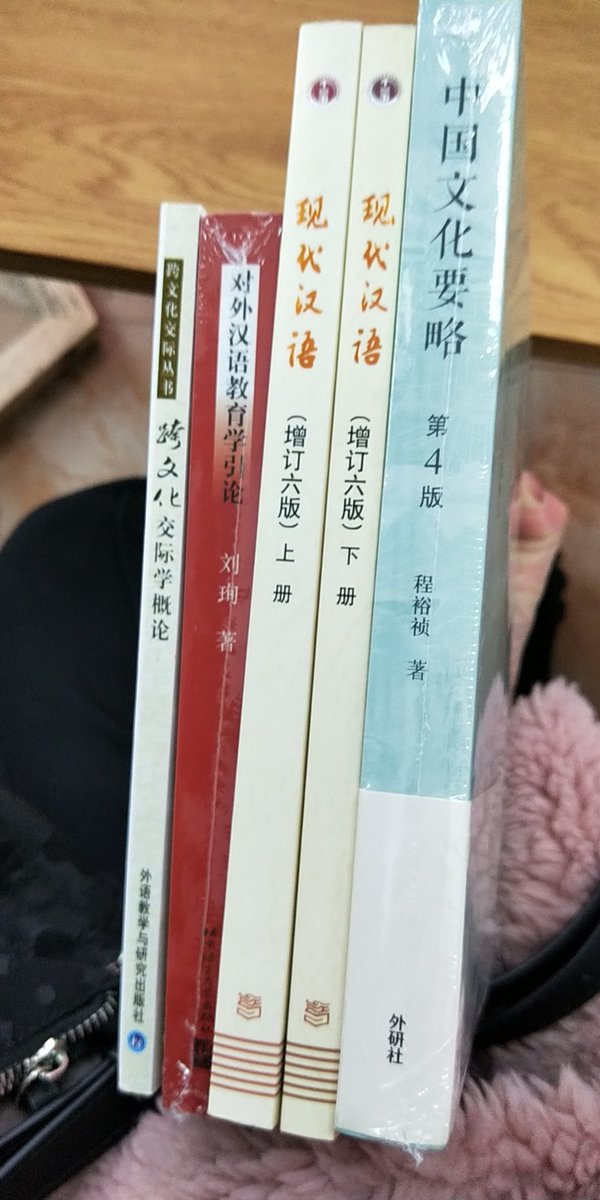 bobo92437808's tweet photo. 哈哈哈哈哈哈哈哈背书哈哈哈哈哈哈哈哈 https://t.co/H1WKcaQxtu