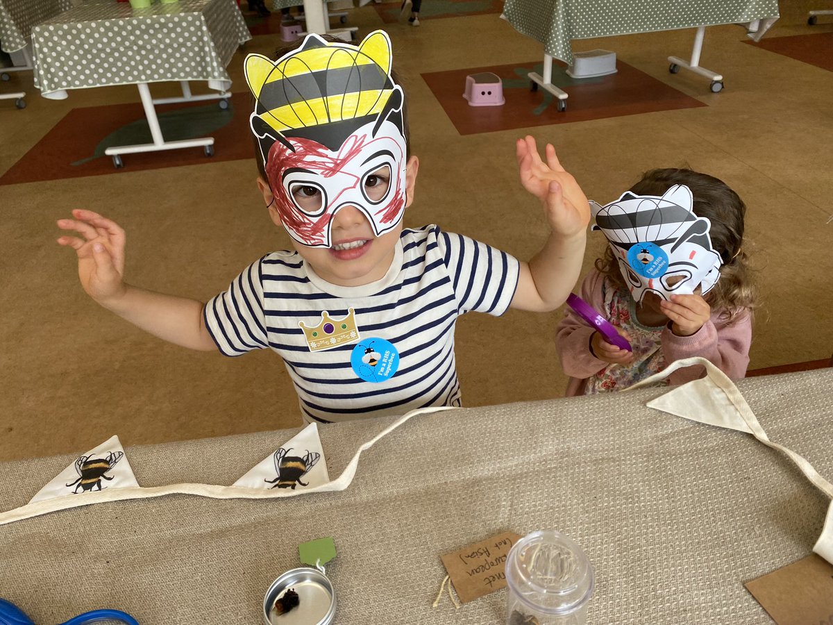 TheGreenJeanie's tweet photo. Day 6 @RHSWisley #SuperBees! Today we are making bee masks &amp; learning about our #wild #bees! Very busy #bees here in the CLORE learning centre at #Wisley. https://t.co/4LyX9tB4CA