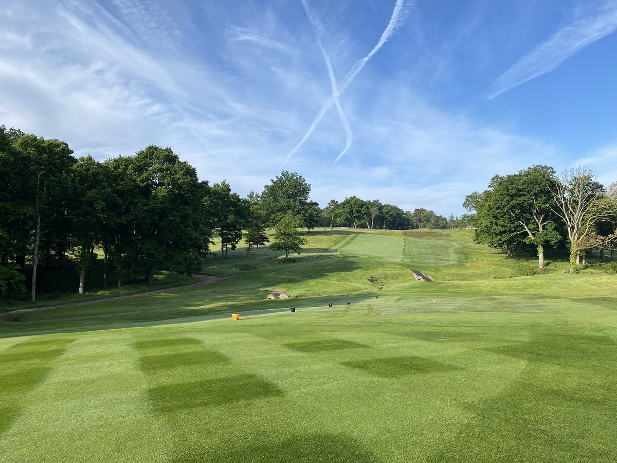 plestee's tweet photo. The Divot Trophy returned to @StonehamGC after a couple of years off due to Covid. 92 members and 10 greenstaff. Buckets set on the fairways, divotting then takes place ahead of the shotgun start. The entire course divotted in 45 mins!#Win #TeamStoneham #Happy18thBirthdaytoHarry https://t.co/fMvspSFJAI
