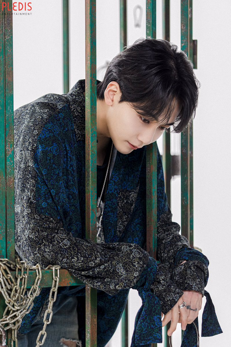 moon03_0's tweet photo. #SEVENTEEN 'Face the Sun' Trailer - 13 Inner Shadows (Behind Photo)

#UnlockClose #세븐틴 
#SVT_HOT #HOT
#FacetheSun

Unlock-Close - JEONGHAN https://t.co/g7j4YlTBGS
