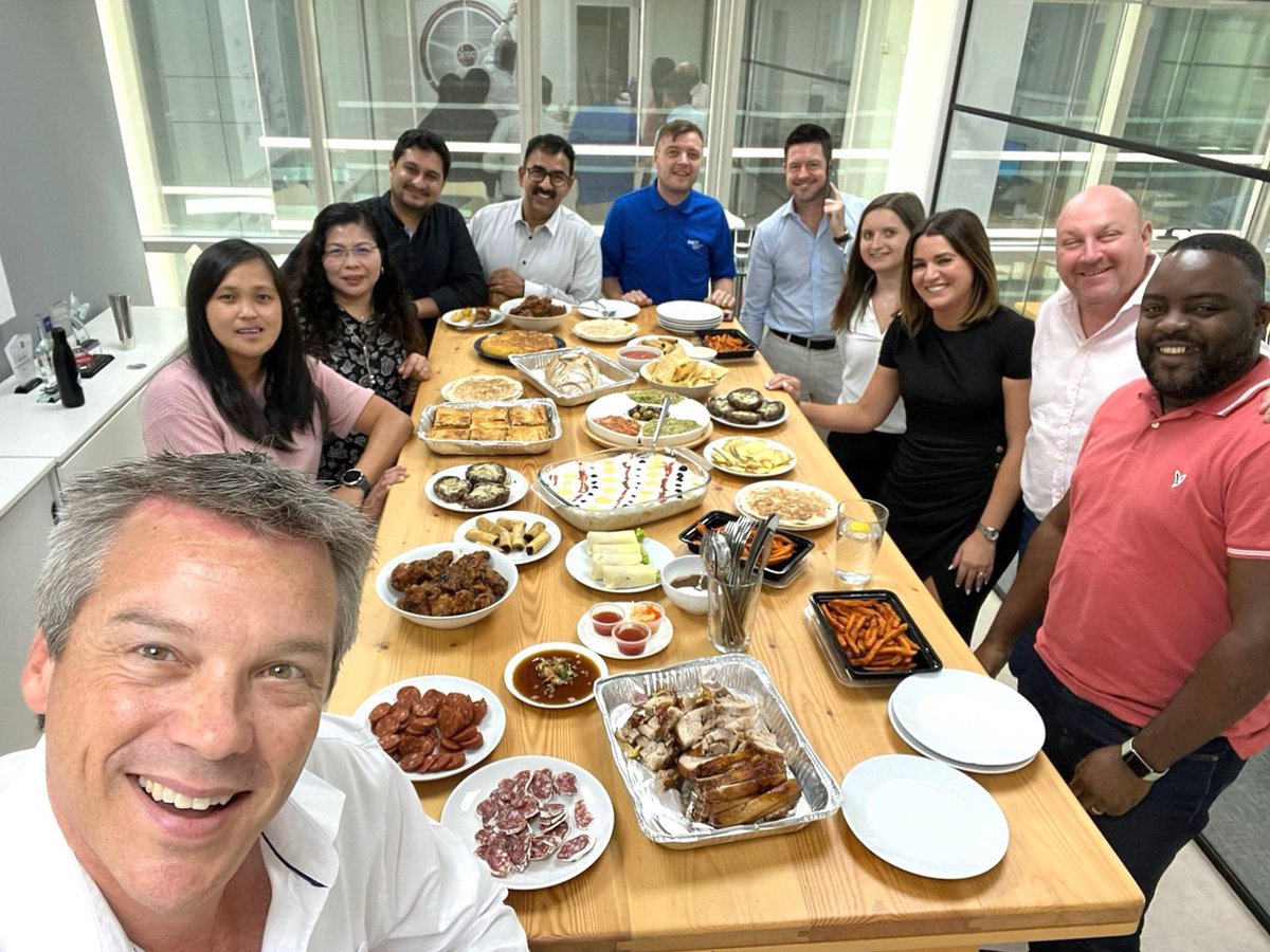 pmkconsult's tweet photo. Some of our team’s most prolific foodies have gathered in Abu Dhabi to mark a PMKConsult tradition- Tapas Thursdays.
A team that eats together, stays together…
A big thanks to the master chefs on our team.
#corporateculture
#oneteam
#ThisIsPMKConsult
#TapasThursday https://t.co/lPwaJLGohE