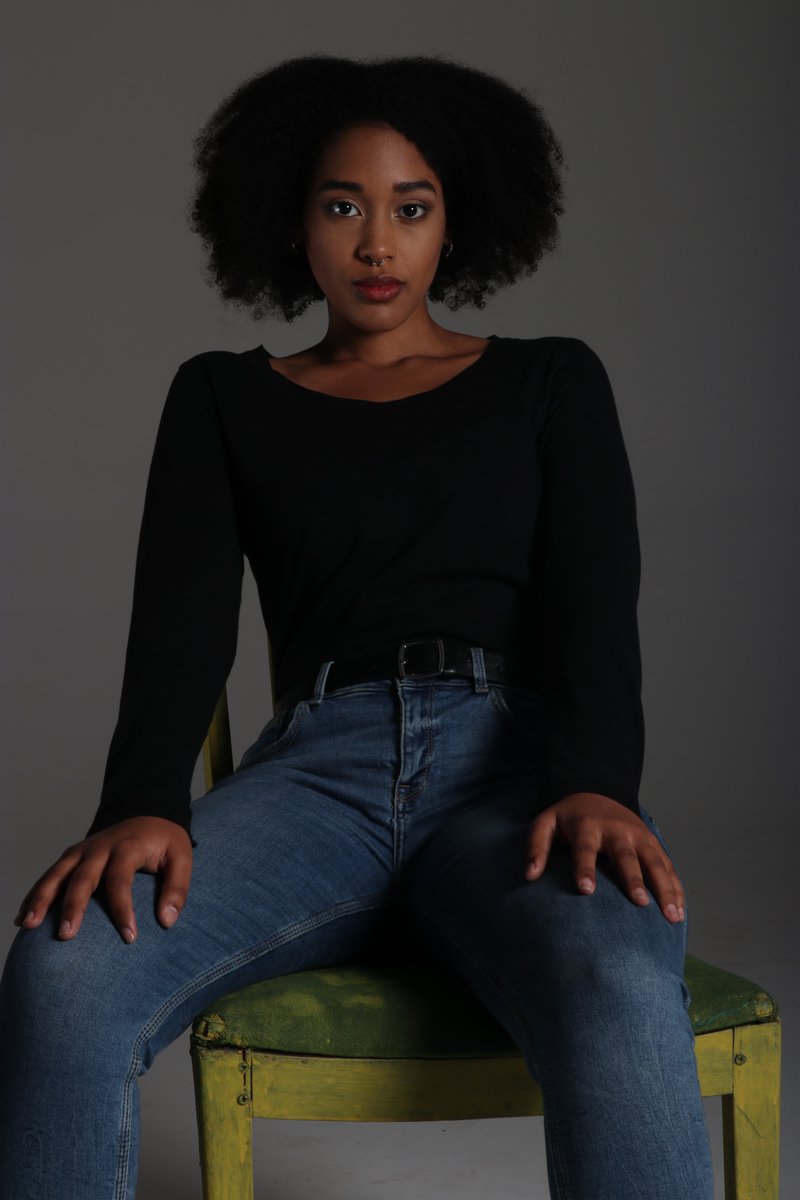MondeMtsi's tweet photo. The 2022 finalists, in alphabetic order, are:
Scout Fynn (English), also an actor, she is a graduate of the #MarketTheatreLab. She is currently working as a curatorial intern at the Voices of Women Museum.
(4/) https://t.co/OOP9IWGNez