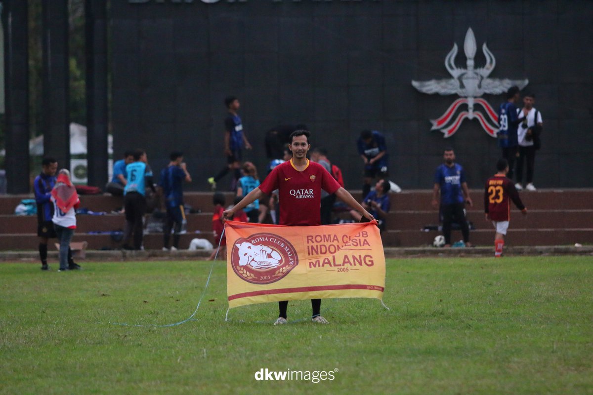 RCI_Malang's tweet photo. Tanggal muda, mari kita cari lapangan, main bola lagi 😁⚽

#rcimalang #asroma #romaindonesia https://t.co/ardqCOjHug
