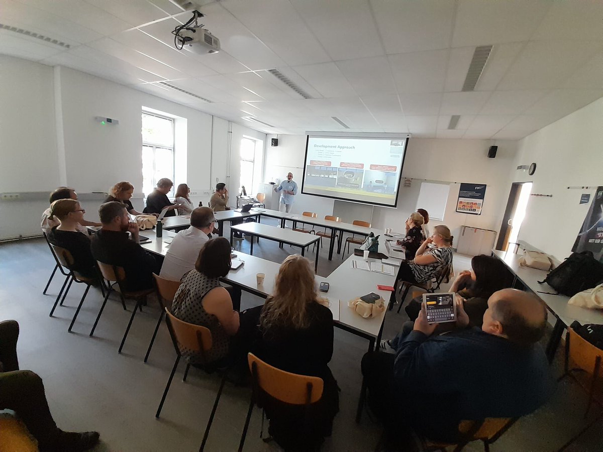 immersiveLRN's tweet photo. A very engaging talk by Markos Mentzelopoulos from University of Westminster on "CRIMOPS – Gamified Virtual Simulations for Authentic Assessment in Criminology". #ilrn2022 #criminology #vr #immersivelearning #immersivetech https://t.co/49DpxSfVeC