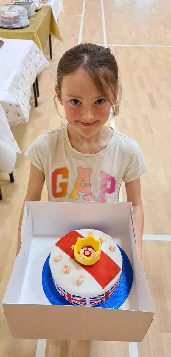 Who will be the Bake Off champion?  The judges have been hard at work and I am delighted to say we have a winner. We look forward to seeing everyone this afternoon.
#CakeTime #Jubilee #Parental Engagement