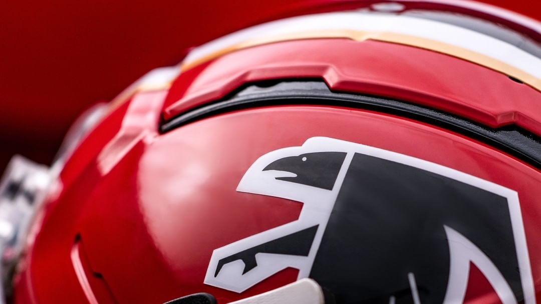 NFLonCBS's tweet photo. The new @AtlantaFalcons helmet goes HARD.

They're debuting the red look vs SF in Week 6. https://t.co/wV8AmUSHYR